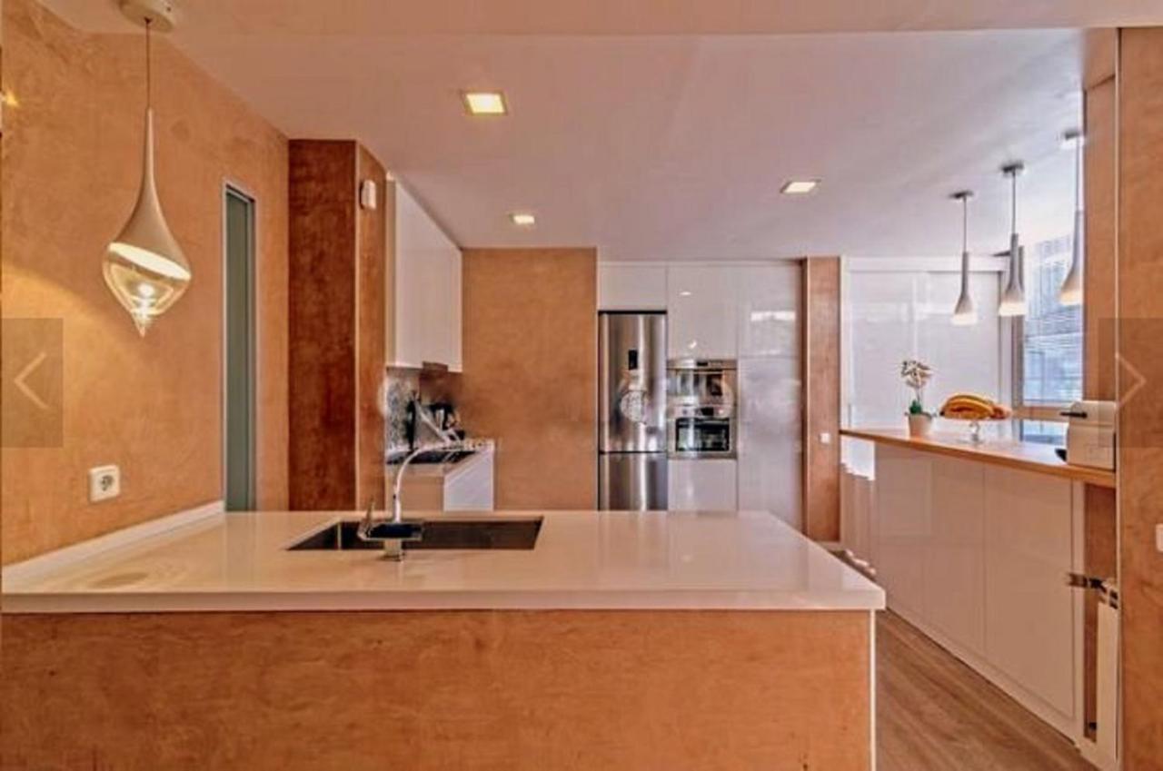 Bonito Duplex Con Piscina En Barcelona&Playa Daire Tiana Dış mekan fotoğraf